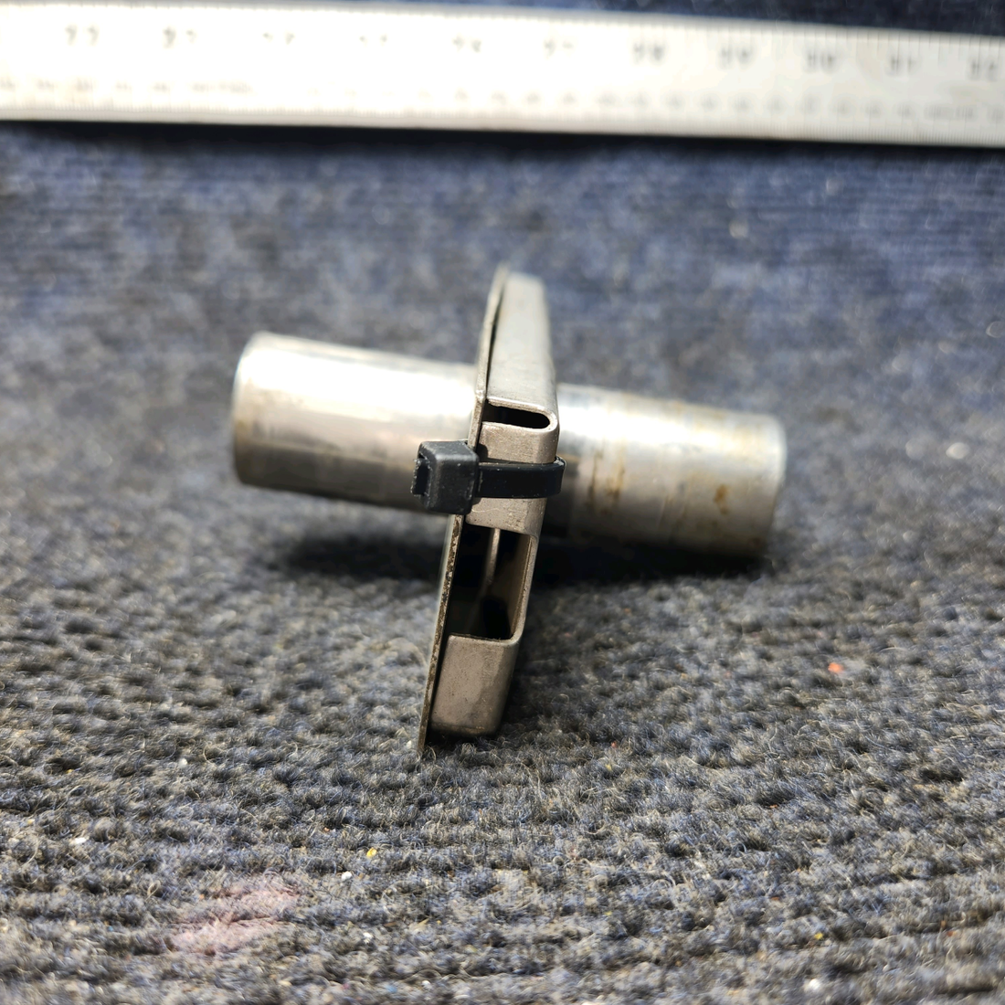 Used aircraft parts for sale, 69274-000, 69273-000 Piper PA28-161 Plate & Housing Defroster Valve