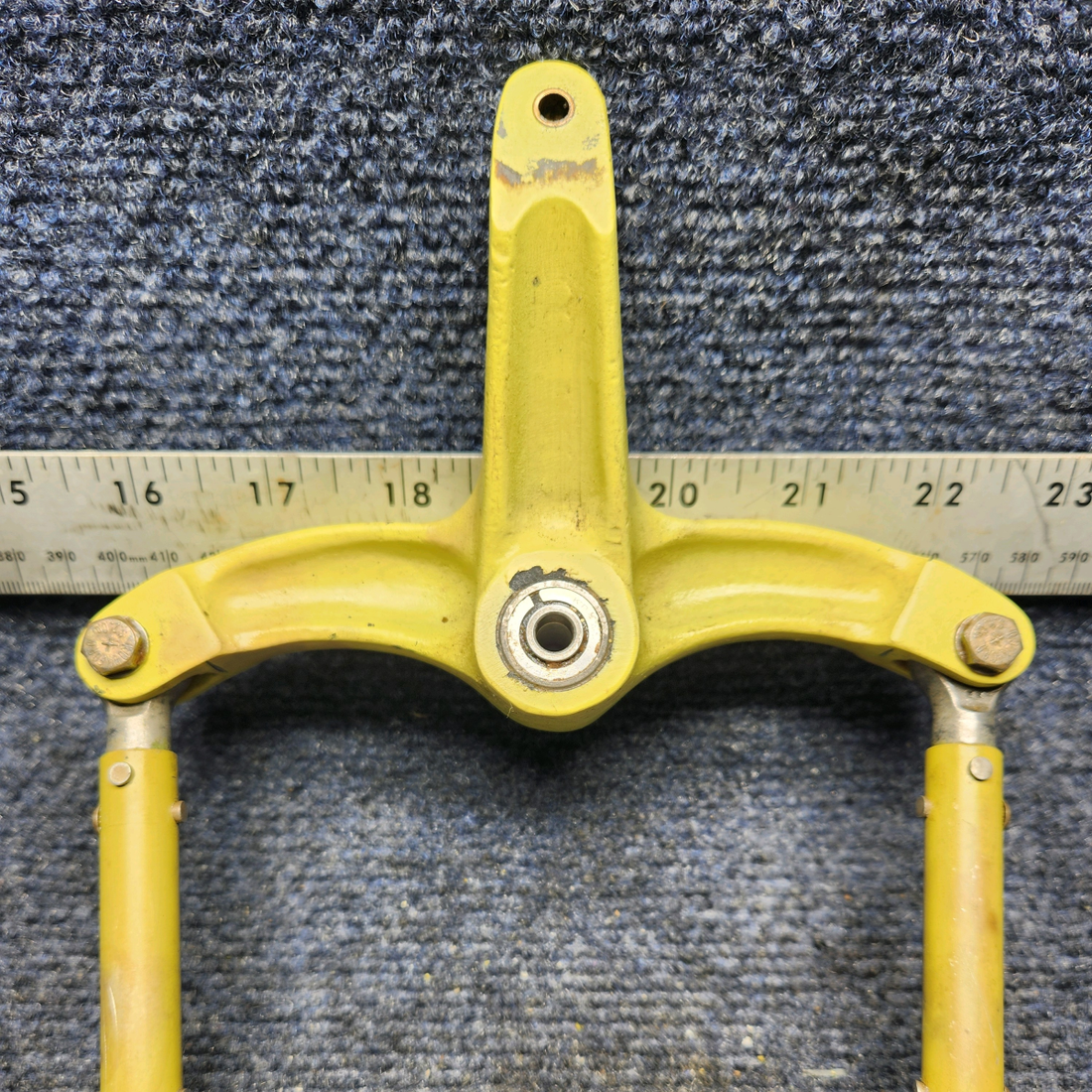 Used aircraft parts for sale, 002-410039-7 Beechcraft F33A RUDDER CONTROL BELLCRANK RH W RODS