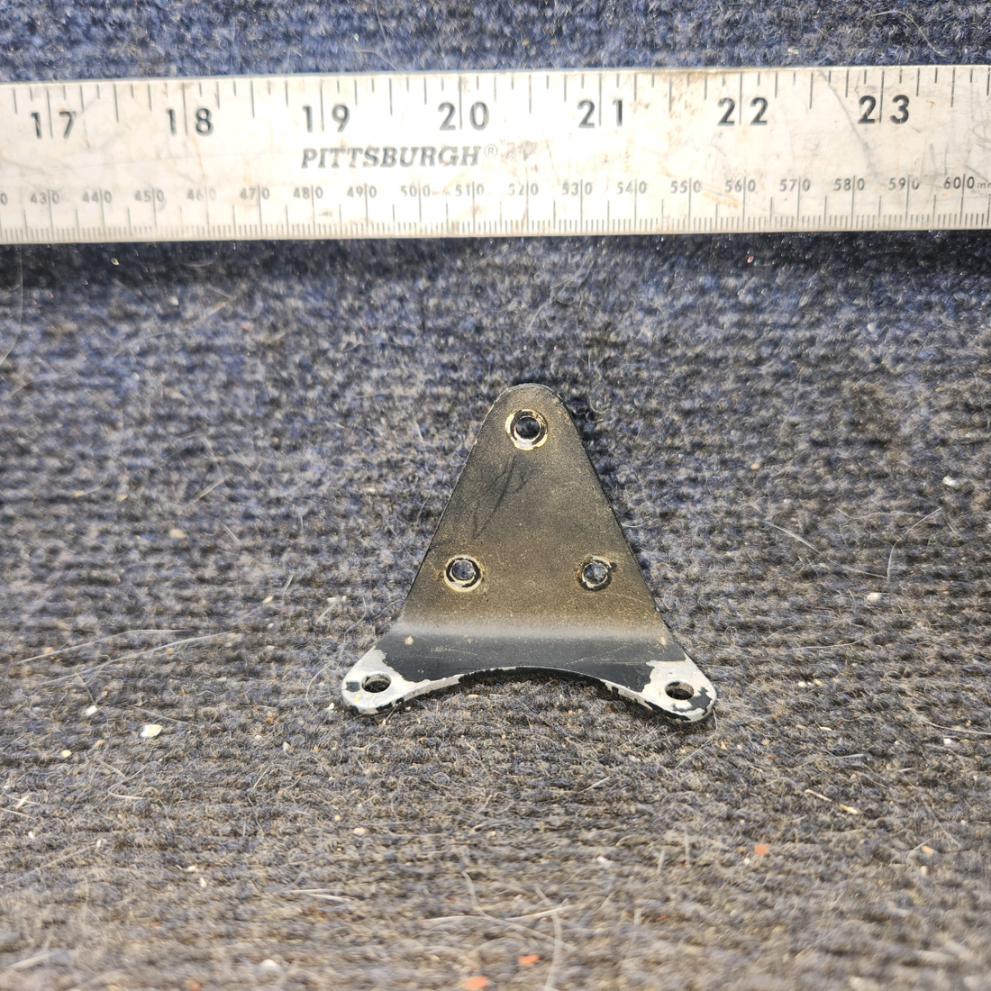 Used aircraft parts for sale, 0413204-3 cessna 172k Compass Bracket