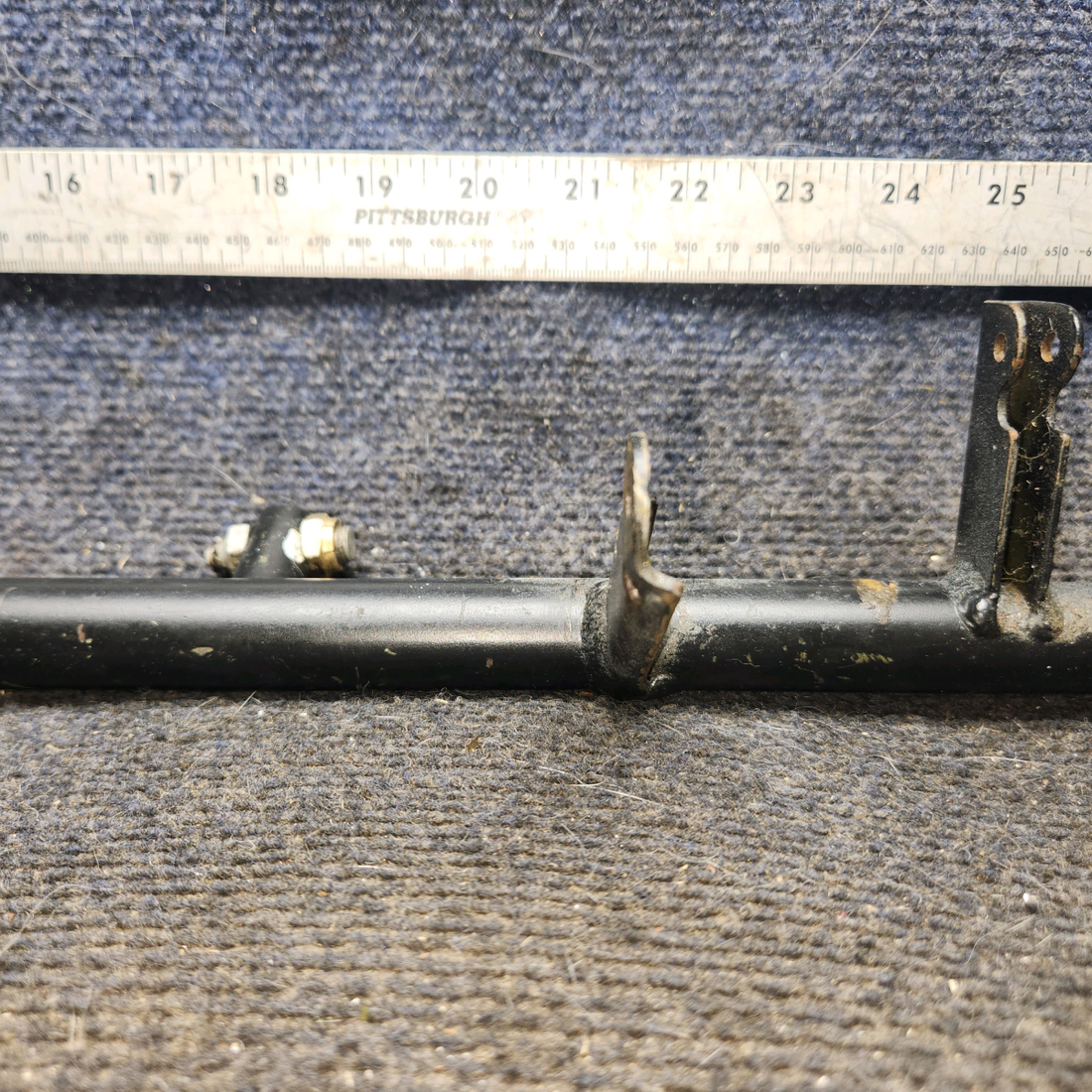 Used aircraft parts for sale, 0411306-25 cessna 172N Weld Assembly