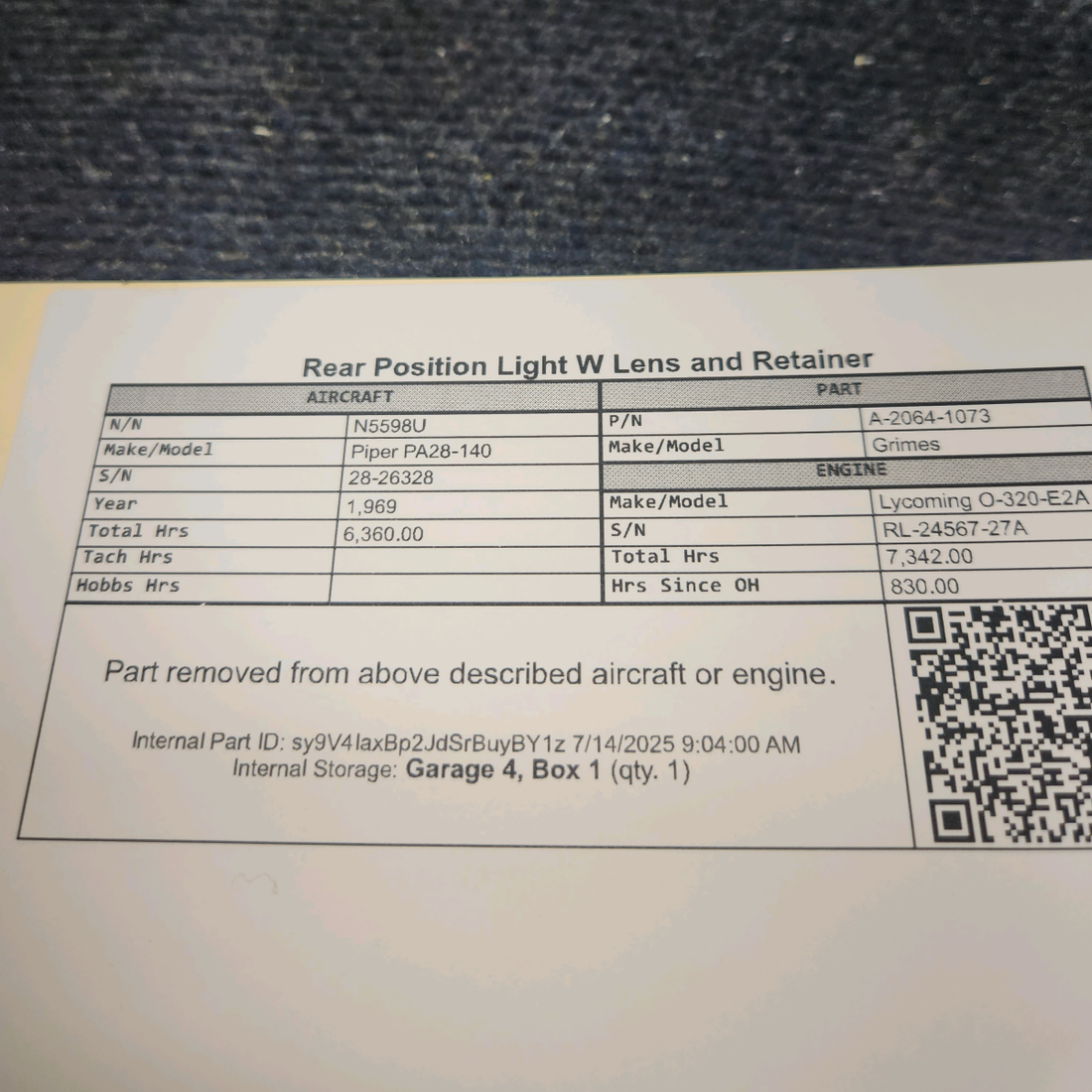 Used aircraft parts for sale, A-2064-1073 Grimes Piper PA28-140 Rear Position Light with Lens and Retainer