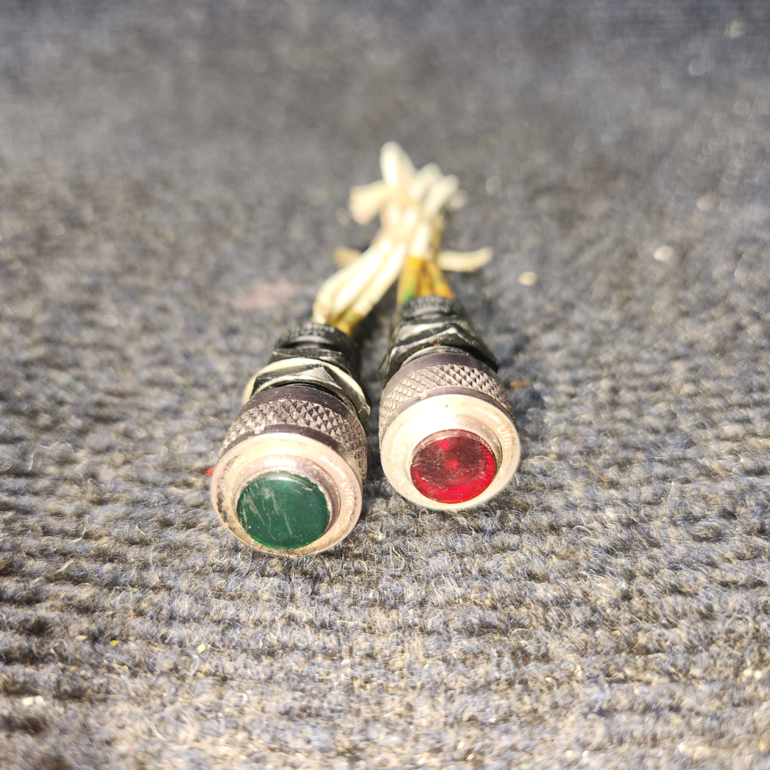 Used aircraft parts for sale, MS250041 BEECHCRAFT 95-55B Press-to-Test Indicator Light - Set of 3