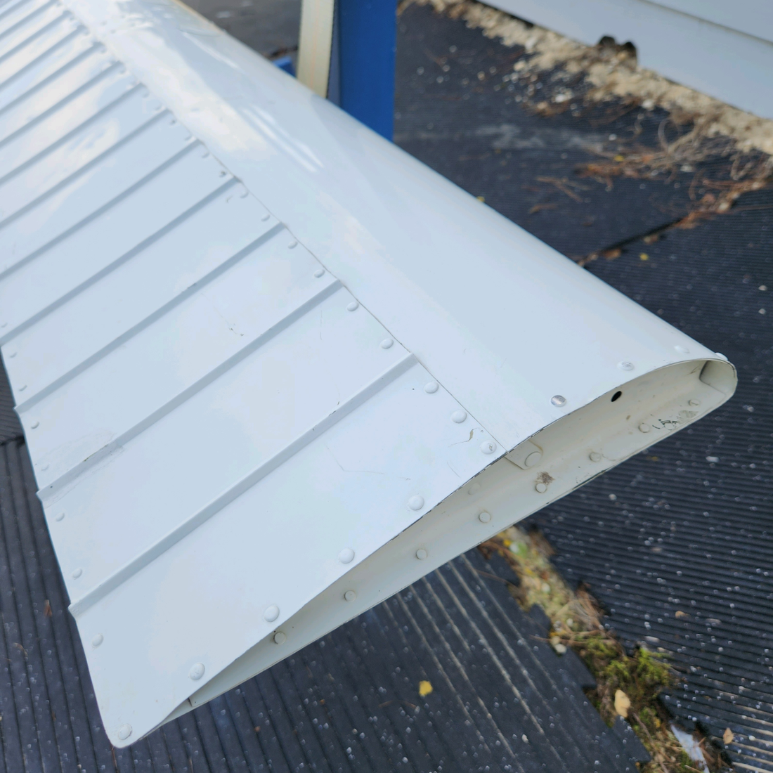 Used aircraft parts for sale, 69-160005-44 Beechcraft C23 SUNDOWNER FLAP ASSEMBLY RH "SEE PHOTOS FOR DETAILS"