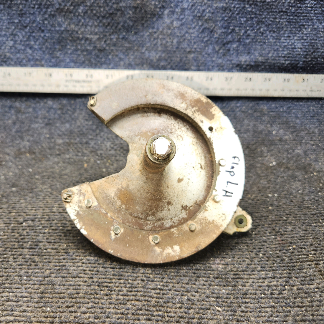 Used aircraft parts for sale, 0760612-7 cessna 150G Flap Drive Pulley Assembly – LH