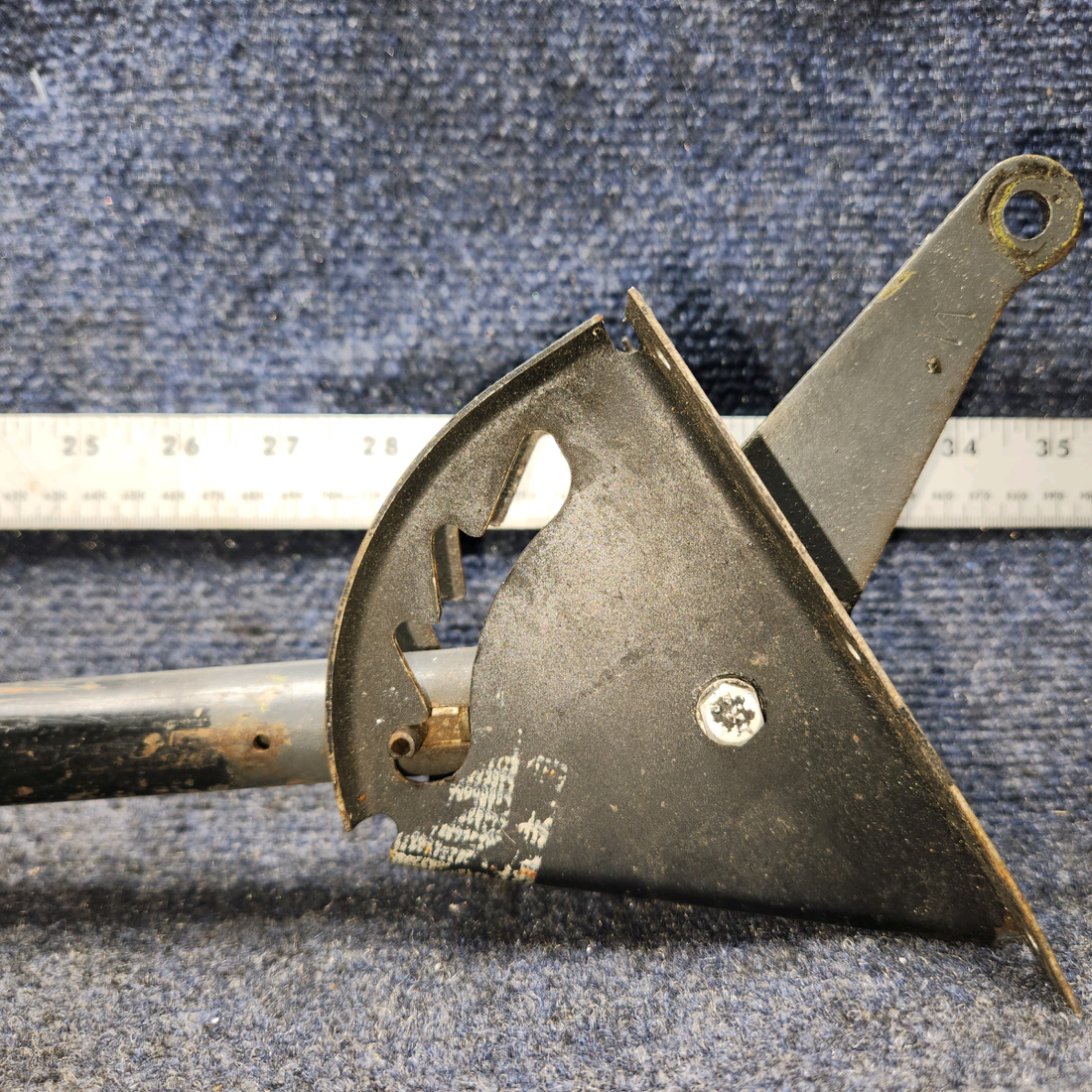 Used aircraft parts for sale, 62706-000 PIPER PA28-140 Flap Control Level Assy