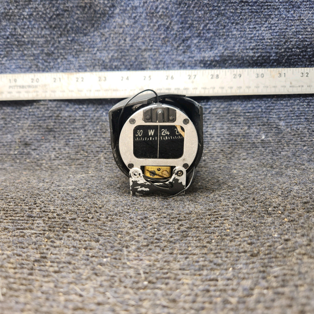 Used aircraft parts for sale, C2200-L4-B Airpath cessna 172N Magnetic Lighted Compass
