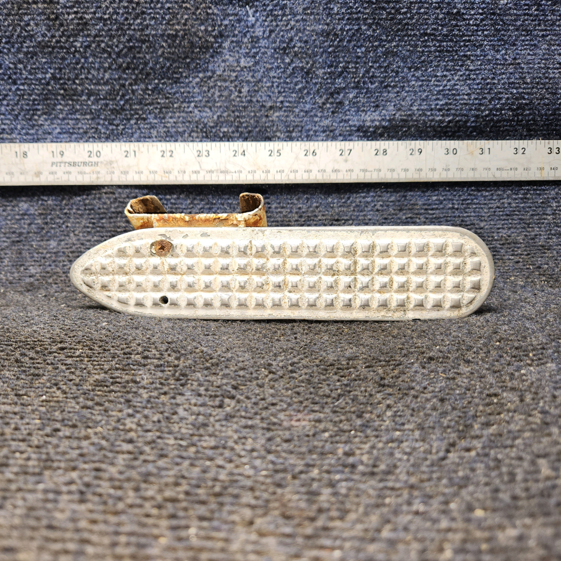 Used aircraft parts for sale, 0541155-1, 0541154-1 Cessna 172F Main Gear Entrance Bracket w/ Step - RH