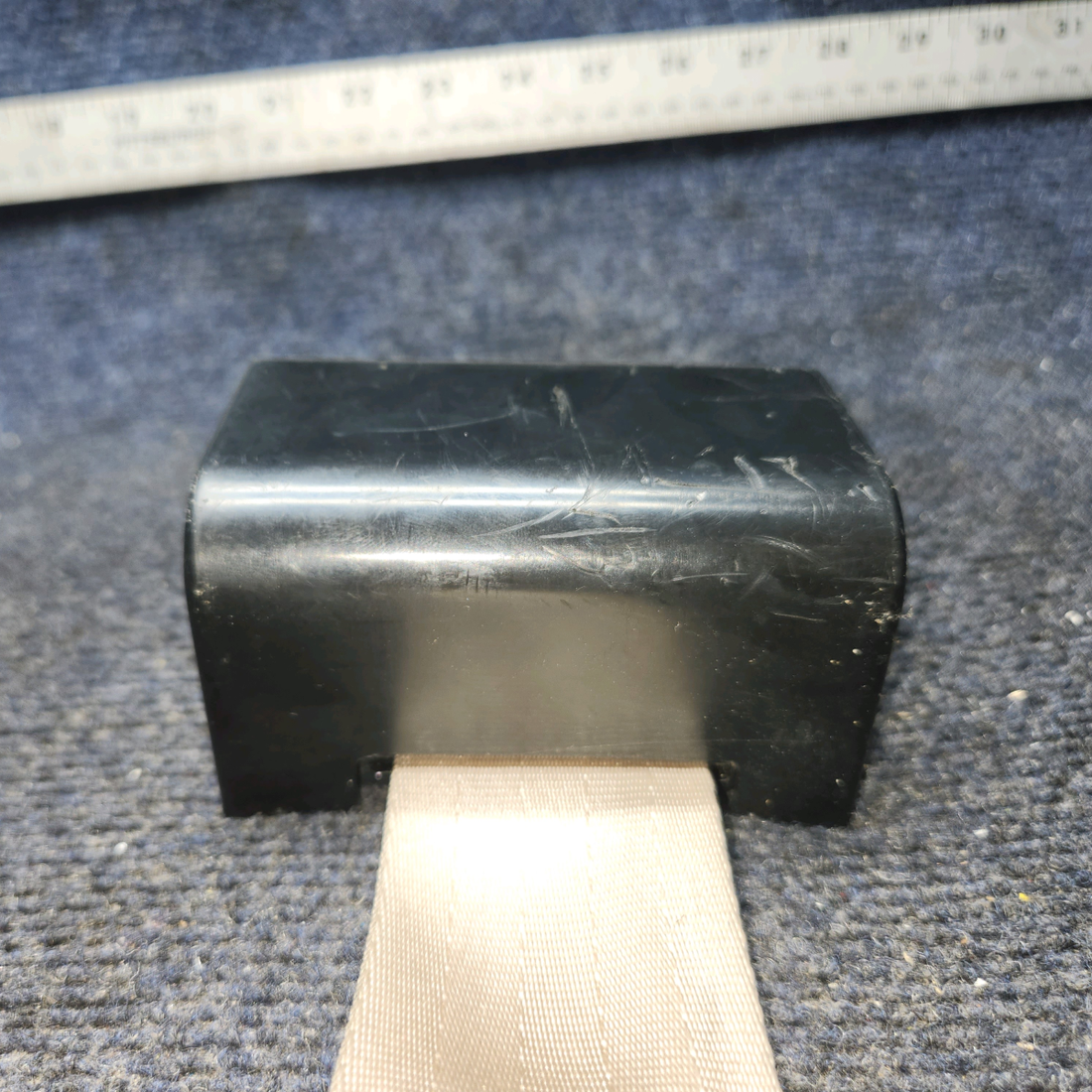 Used aircraft parts for sale, 501580-439 AmSafe BEECHCRAFT 95-55B Seatbelt Shoulder Harness