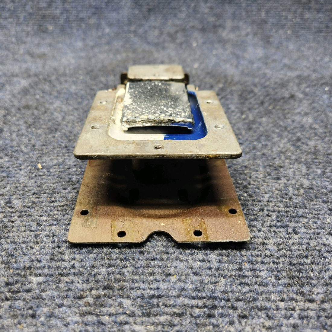 Used aircraft parts for sale, 0517012-8 CESSNA C172RG CABIN DOOR LATCH ASSEMBLY RH