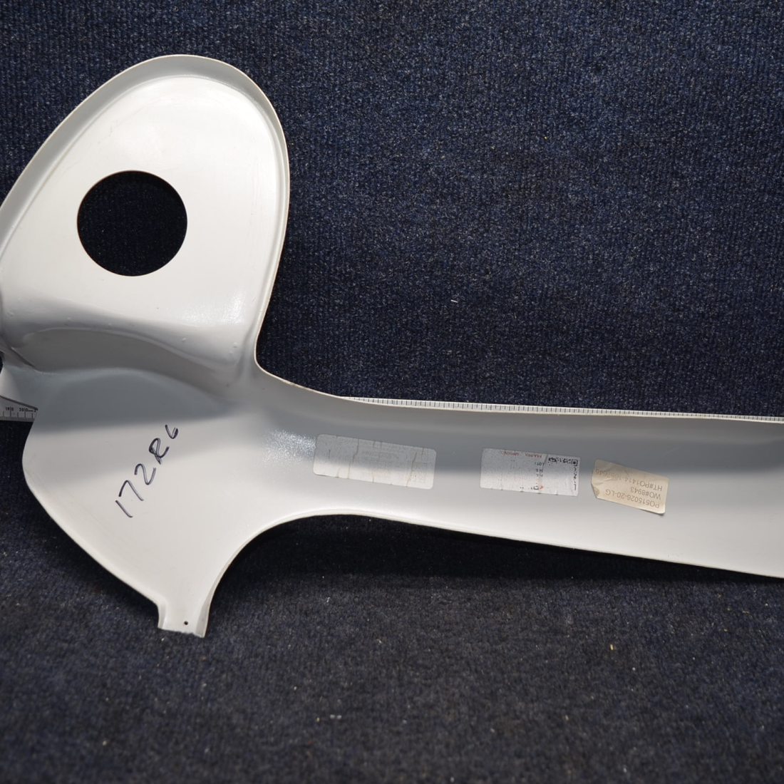 Used aircraft parts for sale, 0515026-20 Cessna 172RG DOOR POST TRIM RH