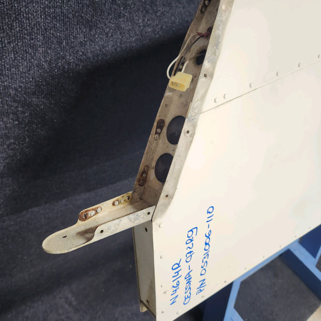 Used aircraft parts for sale, 0531006-110 CESSNA C172RG VERTICAL FIN ASSEMBLY