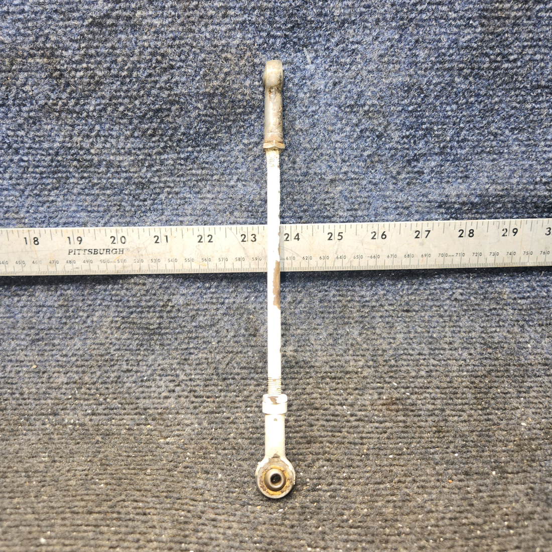 Used aircraft parts for sale, 0523218-2 cessna 150G Aileron Push-Pull Rod Assembly