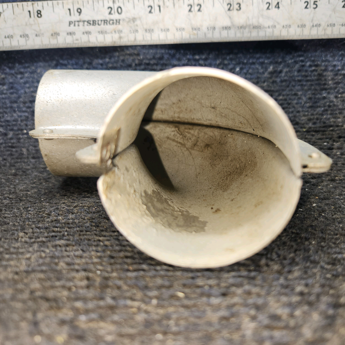 Used aircraft parts for sale, 0413233 cessna 150G Cabin Air Vent Elbow