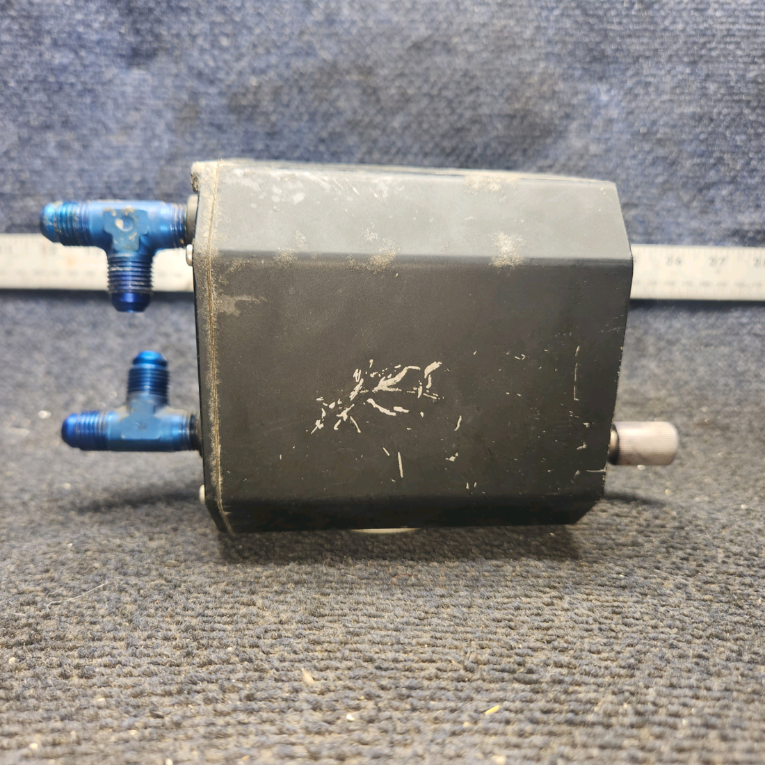 Used aircraft parts for sale, RCA10-J-3985-02 RC Allen Inst cessna 150G Directional Gyro Indicator