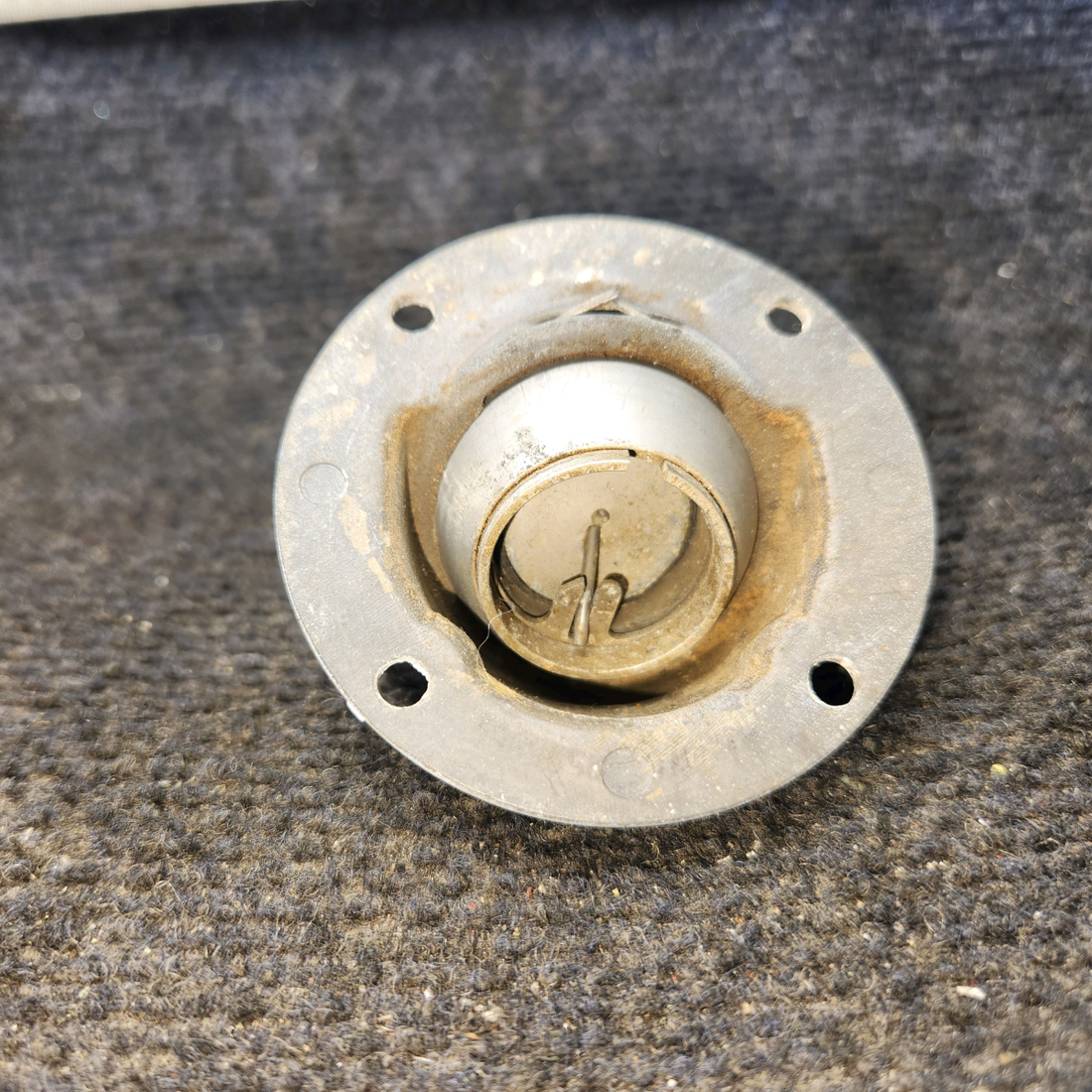 Used aircraft parts for sale, S1646-1 Cessna 172E Cabin Vent Valve