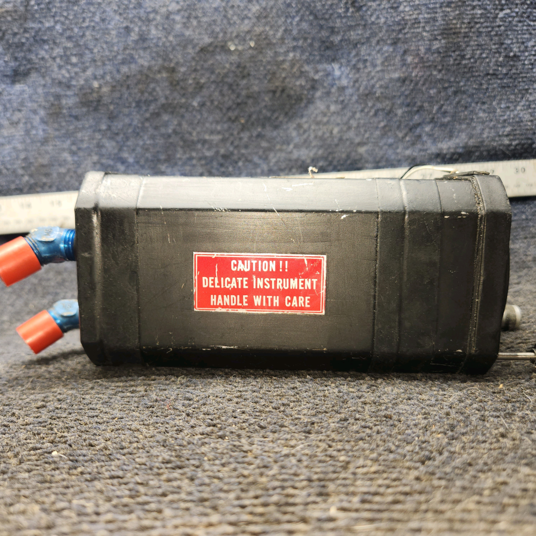Used aircraft parts for sale, 1U262-004-15 Sigma-Tek 4000C-1 cessna 172N Directional Gyro Indicator