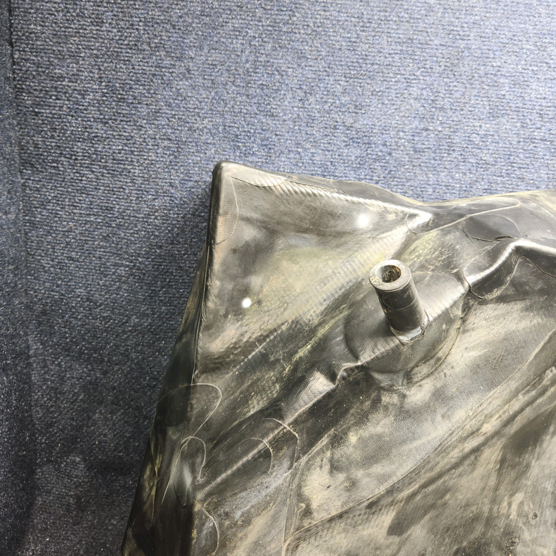 Used aircraft parts for sale, 454-327 PIPER PA-24-250 RH Aux Tank, 15 Gallons. MFG 04/2003