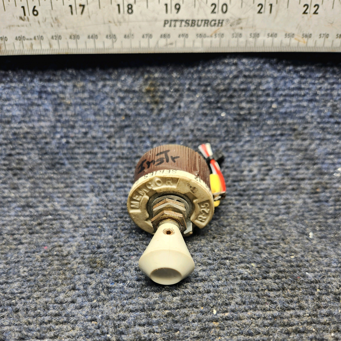 Used aircraft parts for sale, 35-380055-1 Beechcraft A23A Musketeer Custom III RHEOSTAT W KNOB