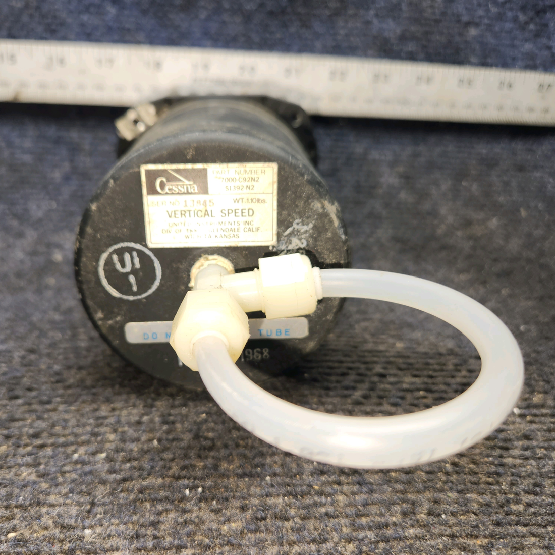 Used aircraft parts for sale, 7000-C92N2 Cessna Cessna 150J Vertical Speed Indicator