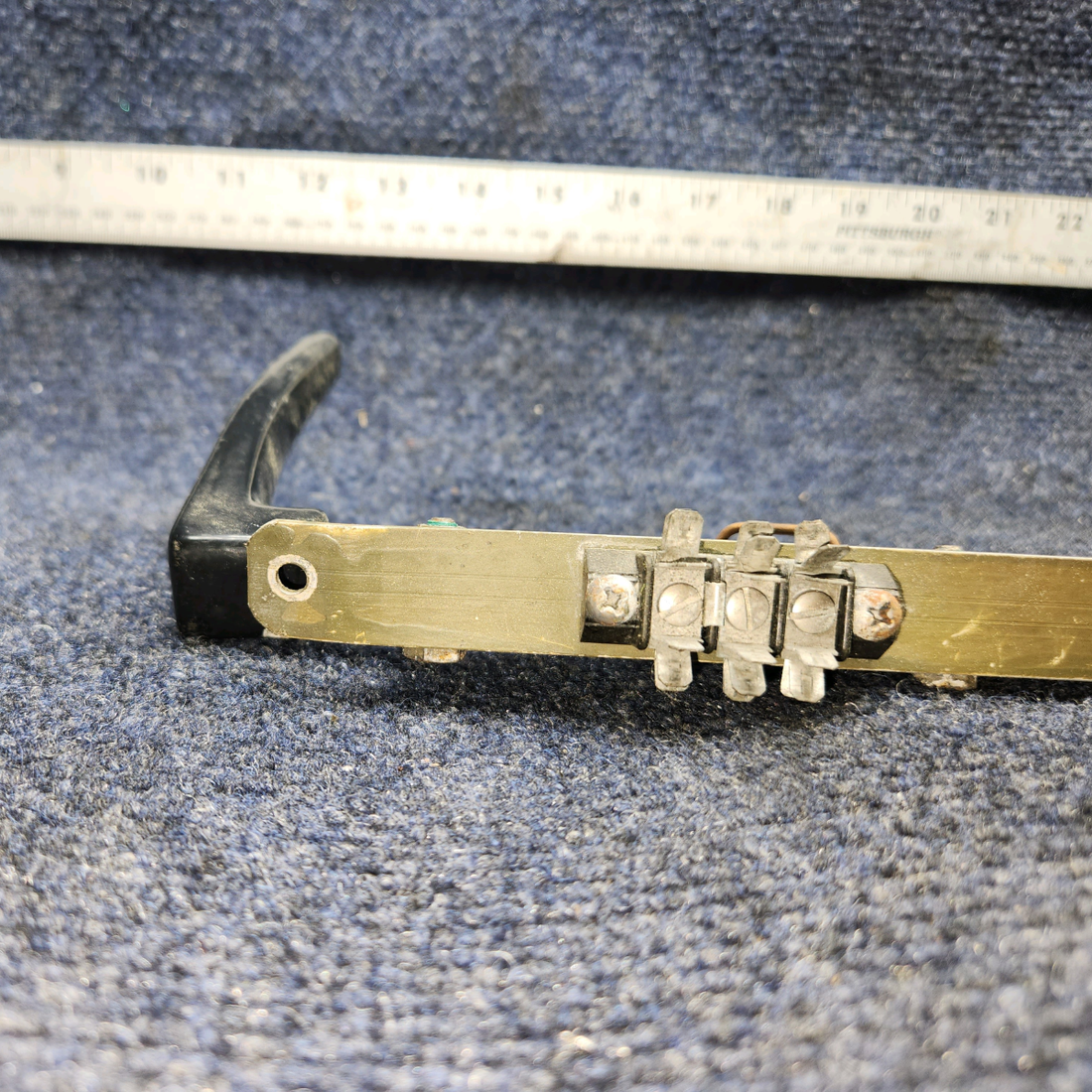 Used aircraft parts for sale, 0813150-75 Cessna 172RG Handle Assy Parking Brake