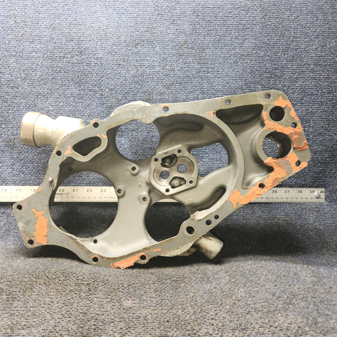 Used aircraft parts for sale, 530007 Continental O-300-A Cessna 172 Accessory Case