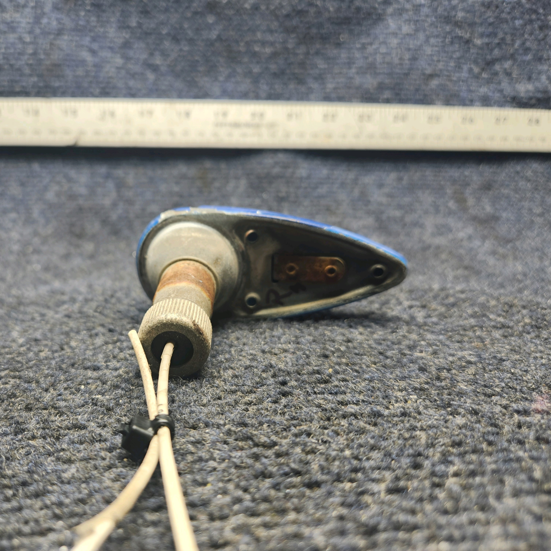 Used aircraft parts for sale, 169-110000-607 Beechcraft A23A Musketeer Custom III WING TIP LIGHT ASSEMBLY LH GREEN