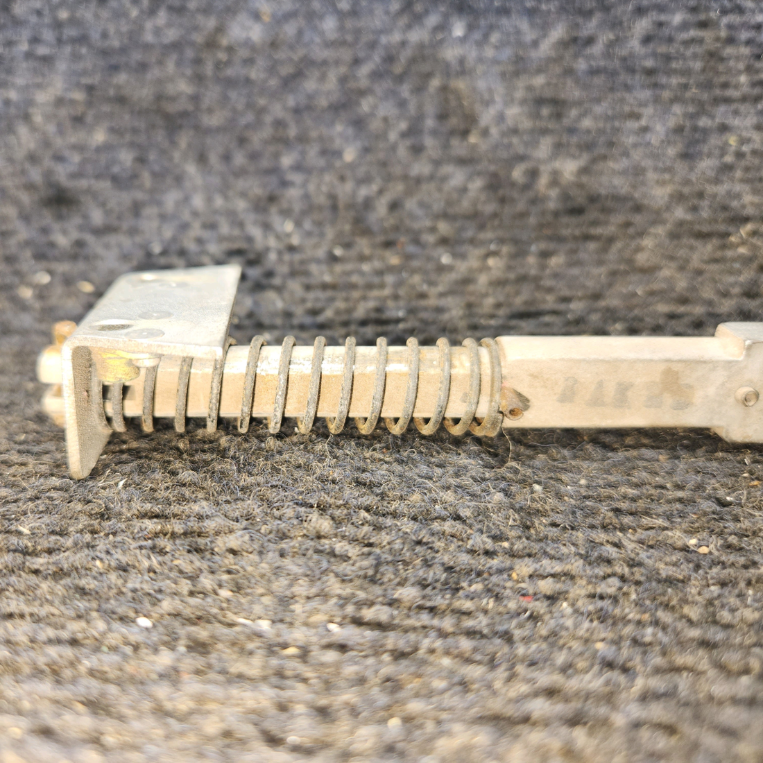 Used aircraft parts for sale, 0511260-1 cessna 150G Door Latch Bolt – LH