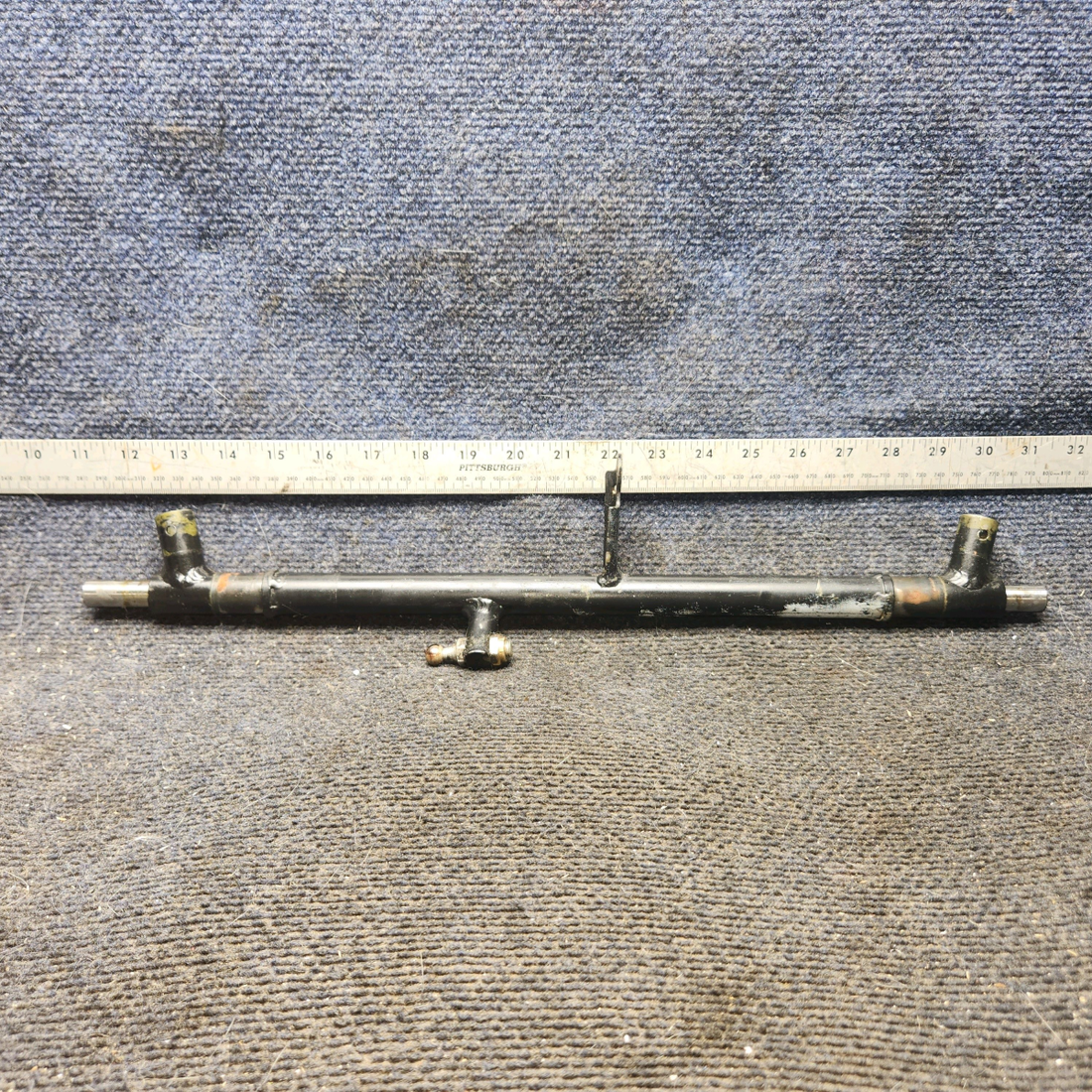 Used aircraft parts for sale, 0411306-14 cessna 172N Weld Assembly