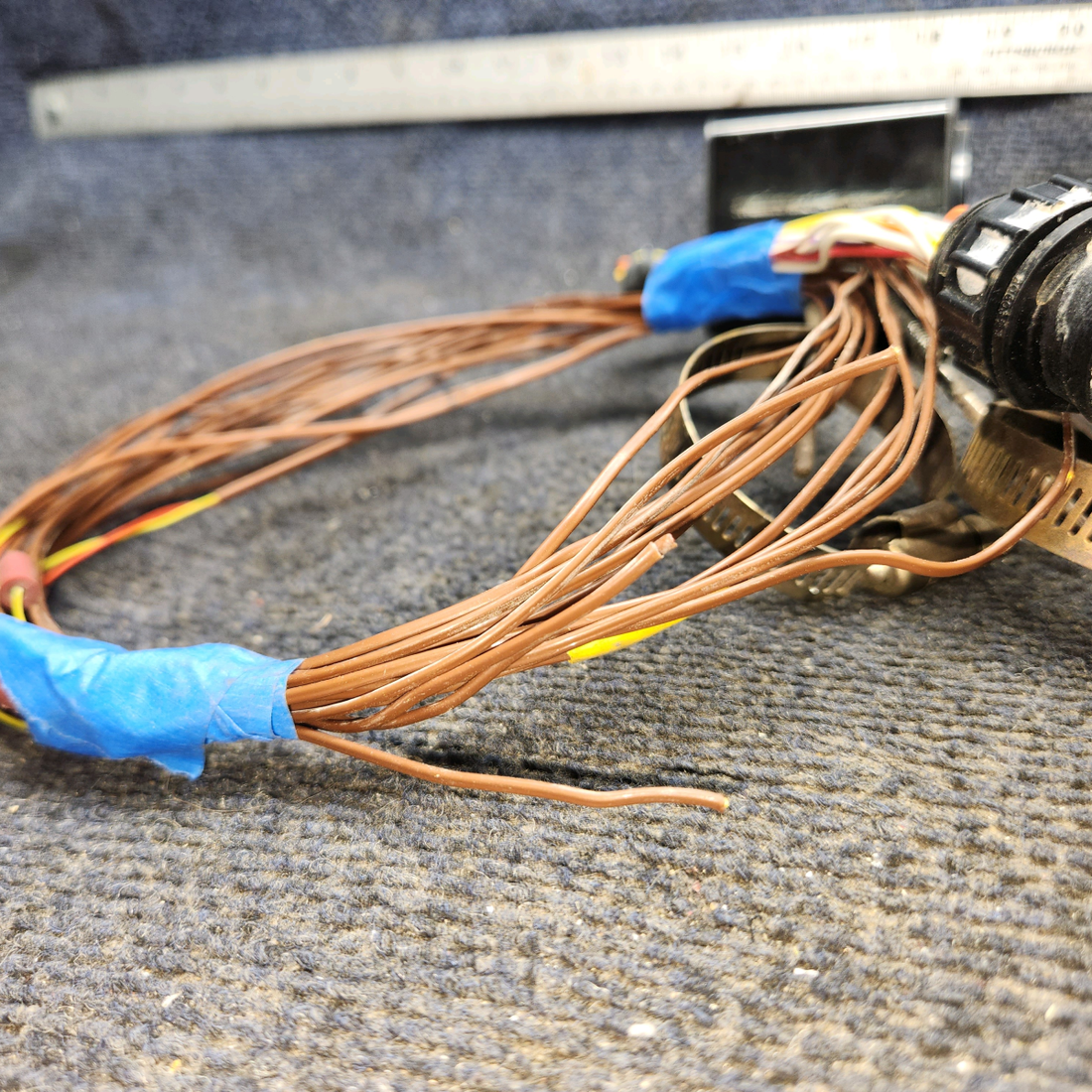 Used aircraft parts for sale, E-4 EGT Electronics International E-4 cessna 150G 4-Channel EGT with Connector and Probes