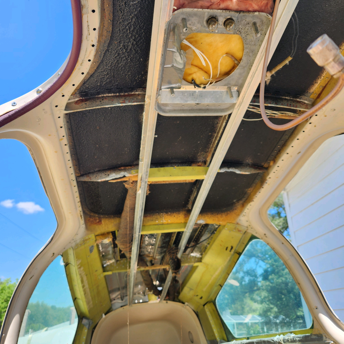 Used aircraft parts for sale, BONANZA F35 S/N D4260 BEECHCRAFT F35 FUSELAGE BELY LANDING- -OR IS SOLD IN PARTS.