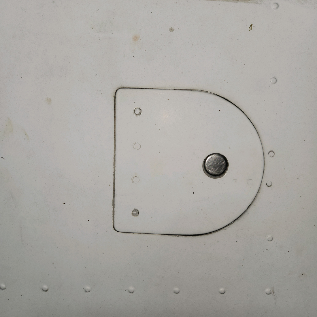 Used aircraft parts for sale, 0552162-14 cessna 172N Upper Spotweld Assembly – Cracked, Dented and Bent