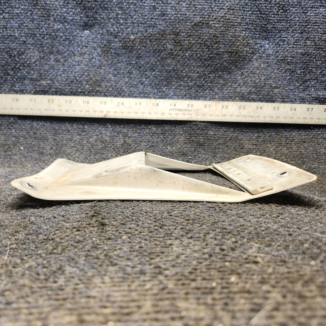 Used aircraft parts for sale, 0552163-1 cessna 172N Air Scoop Assembly