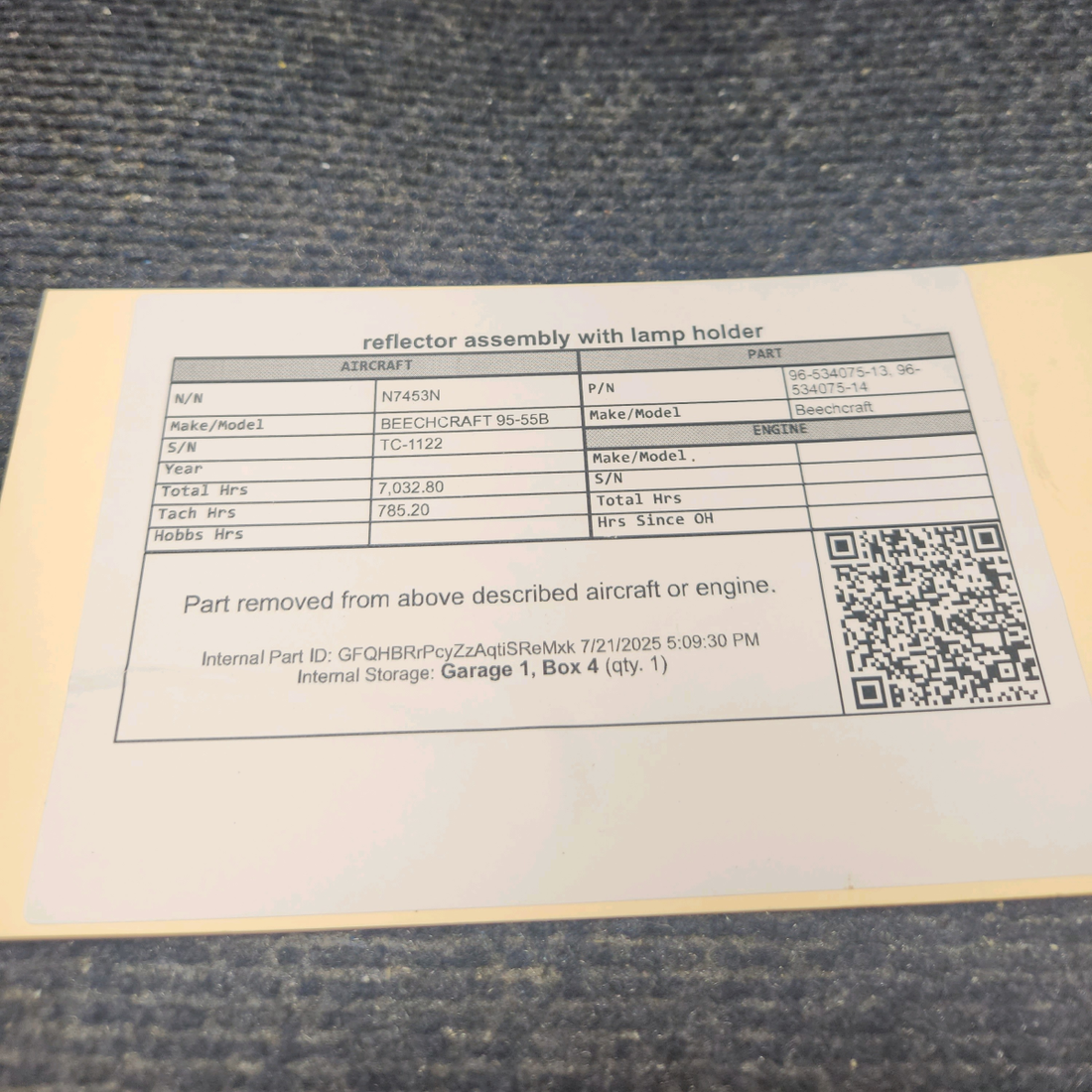 Used aircraft parts for sale, 96-534075-13 BEECHCRAFT 95-55B Reflector Assembly with Lamp Holder