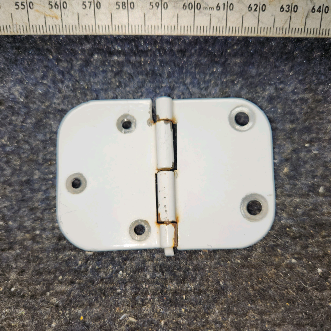 Used aircraft parts for sale, 0511280-3 Cessna 172E Cabin Door Lower Hinge Assembly LH