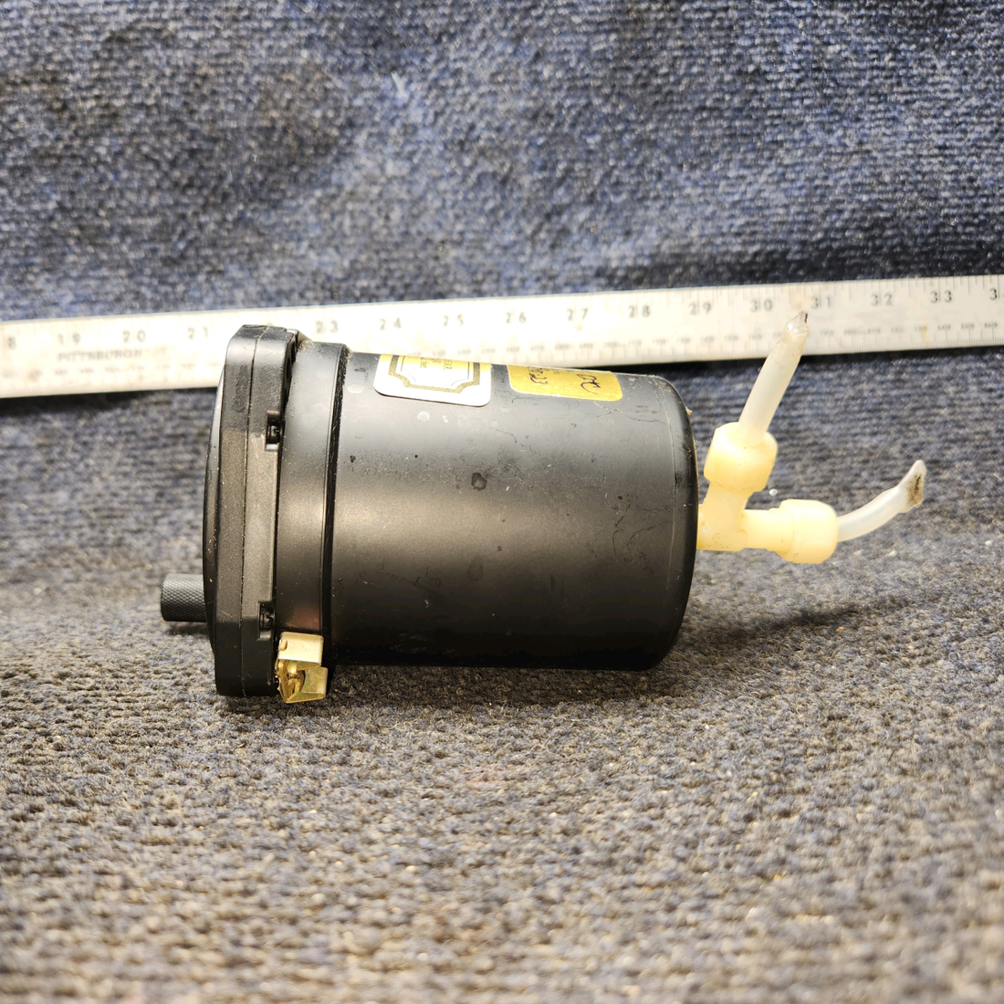 Used aircraft parts for sale, 5934PD-3 United Instruments Cessna 182G Altimeter indicator Code: A.83