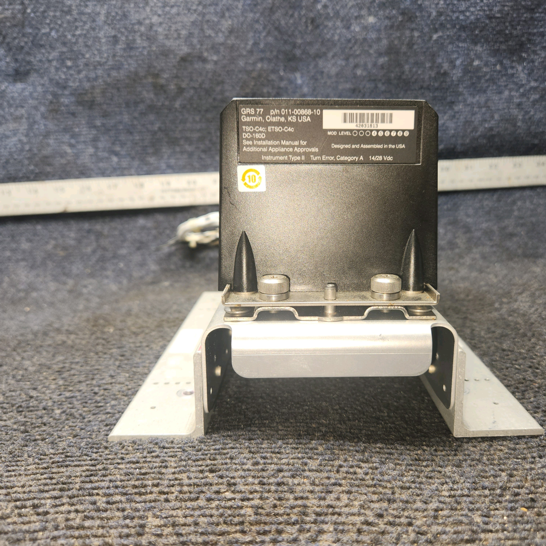 Used aircraft parts for sale, 011-00868-10 Garmin GRS-77 PIPER PA-24-250 Altitude Heading Reference Unit with Mount (14, 28V)