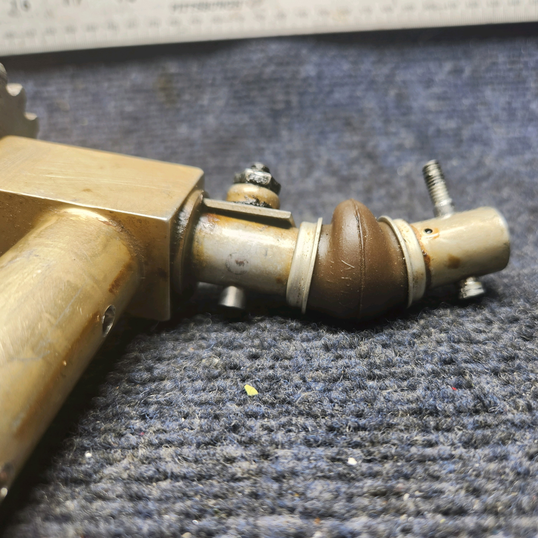 Used aircraft parts for sale, 169-524018-39 Beechcraft A23A Musketeer Custom III CONTROL COLUMN FITTING WITH BUSHING, BEARINGS, SPROCKET