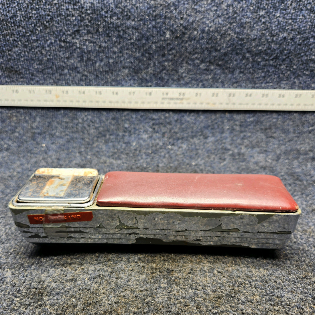 Used aircraft parts for sale, 66710-017 Piper PA32RT-300 ARMREST ASSY MIDDLE RH / AFT RH W/ ASH TRAY