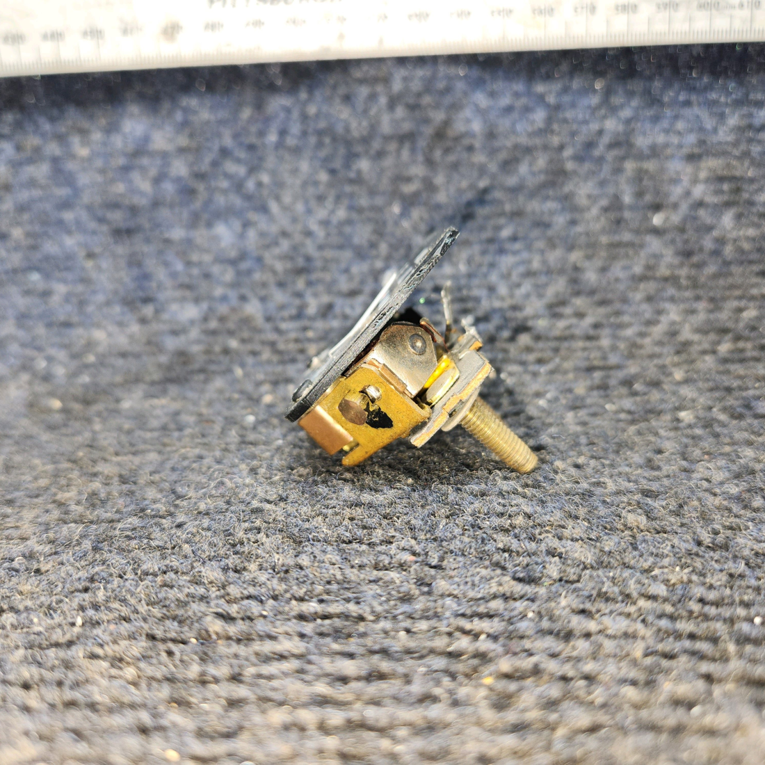 Used aircraft parts for sale, 433549 Stewart-Warner Cessna Fuel Gauge Indicator