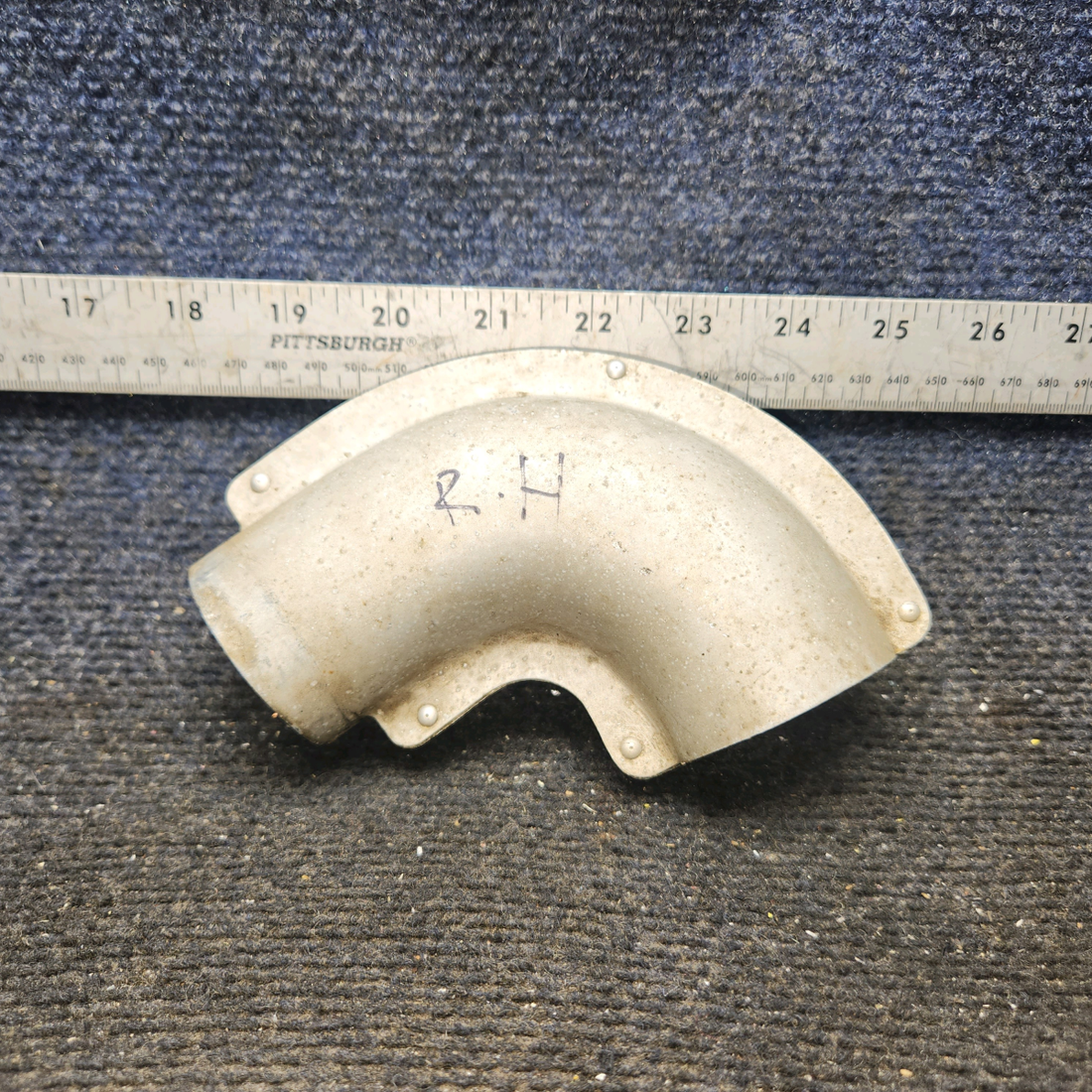 Used aircraft parts for sale, 0413233 cessna 150G Cabin Air Vent Elbow