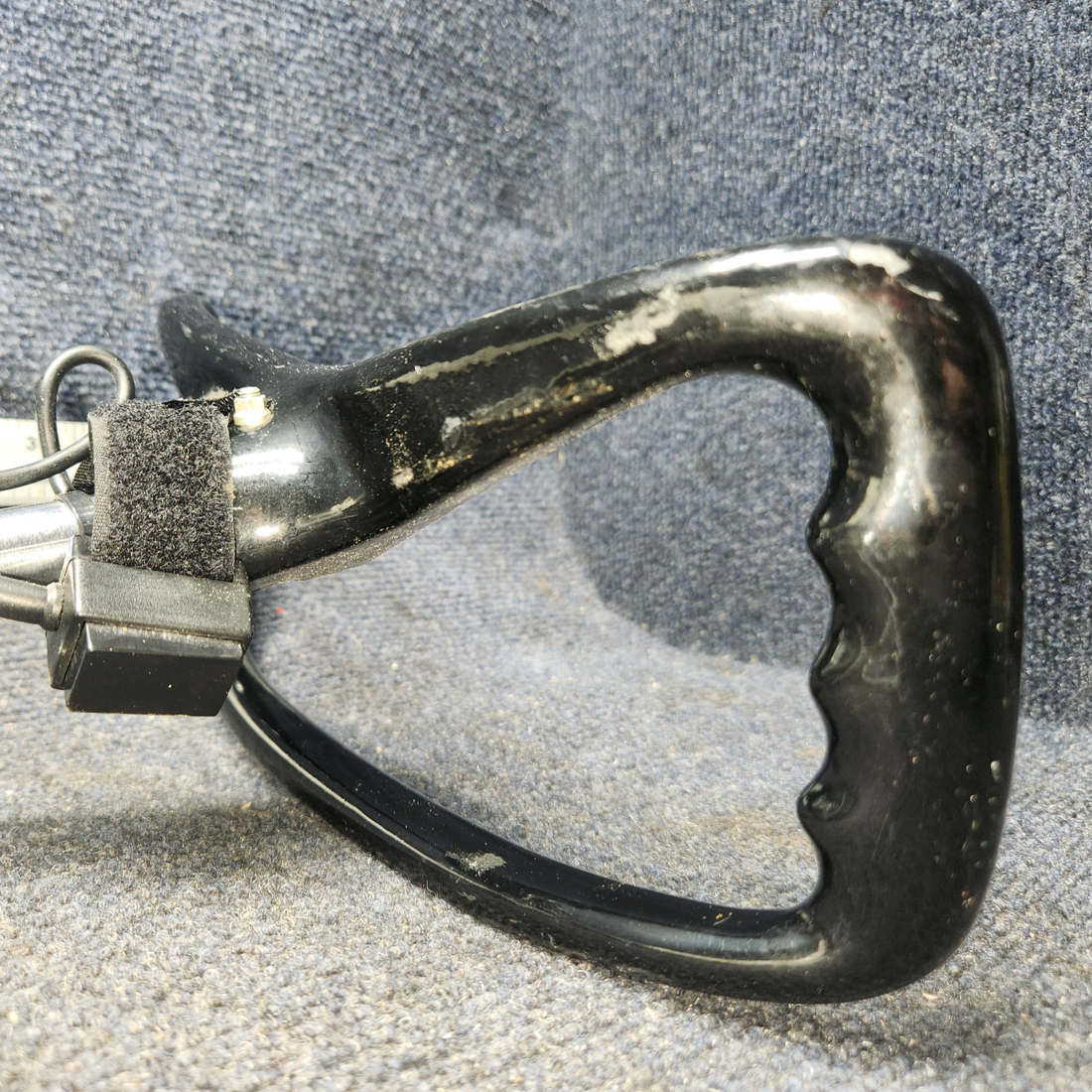 Used aircraft parts for sale, 0513166-3 Cessna 172E Control Wheel (Yoke)