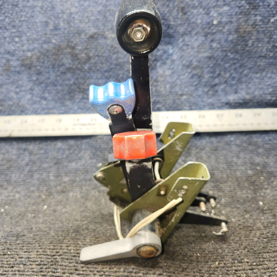 Used aircraft parts for sale, 67210-007 Piper PA28RT-201 Engine Control Quadrant Assembly