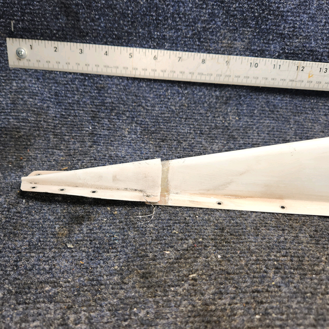 Used aircraft parts for sale, 0531001-6 Cessna 172 Dorsal Fin