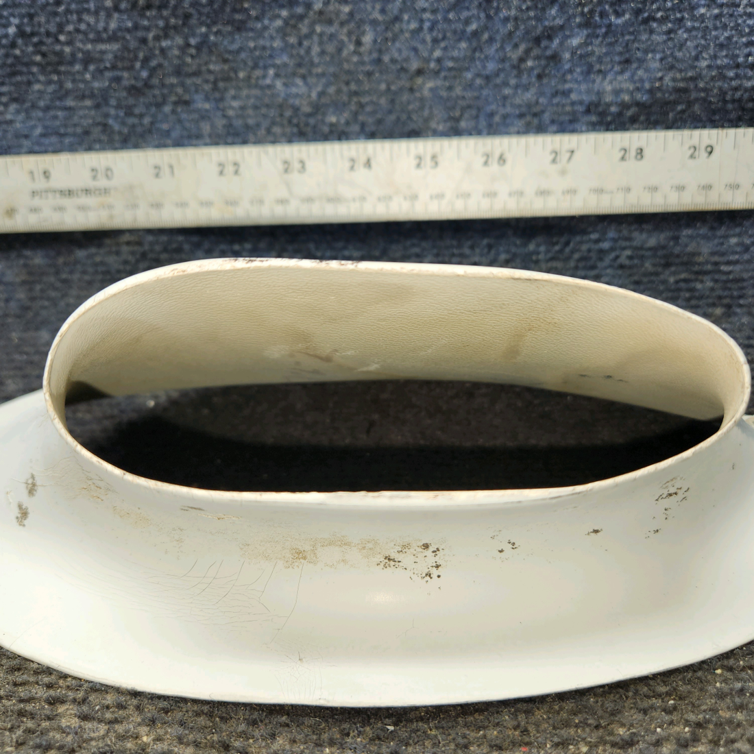 Used aircraft parts for sale, 0522150-2 Cessna 172F Lower Wing Strut Fairing - RH