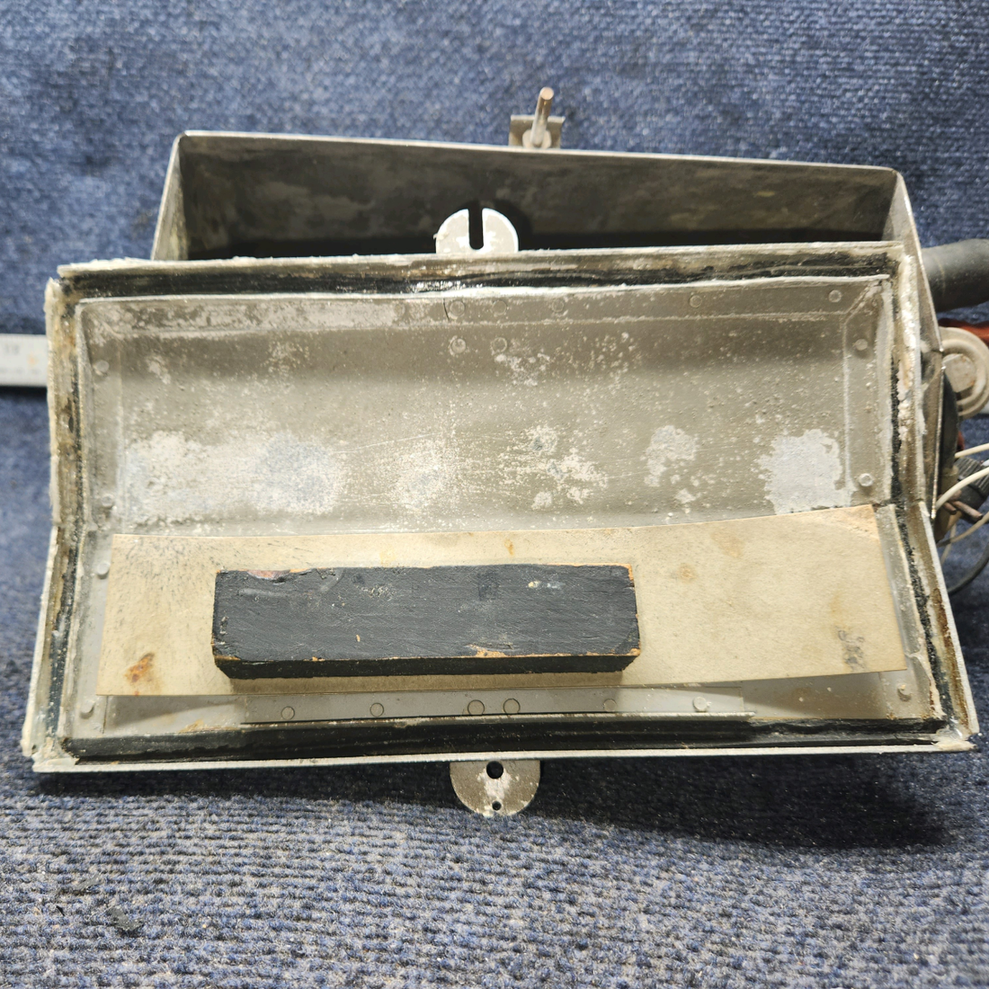 Used aircraft parts for sale, 63888-000 PIPER PA28-140 Battery Box w / Solenoid