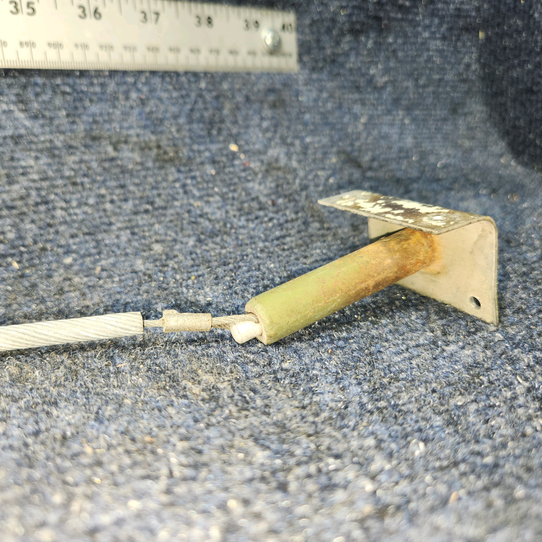 Used aircraft parts for sale, 96863-006 Piper PA34-201T ACTUATOR ASSY DOOR LATCH