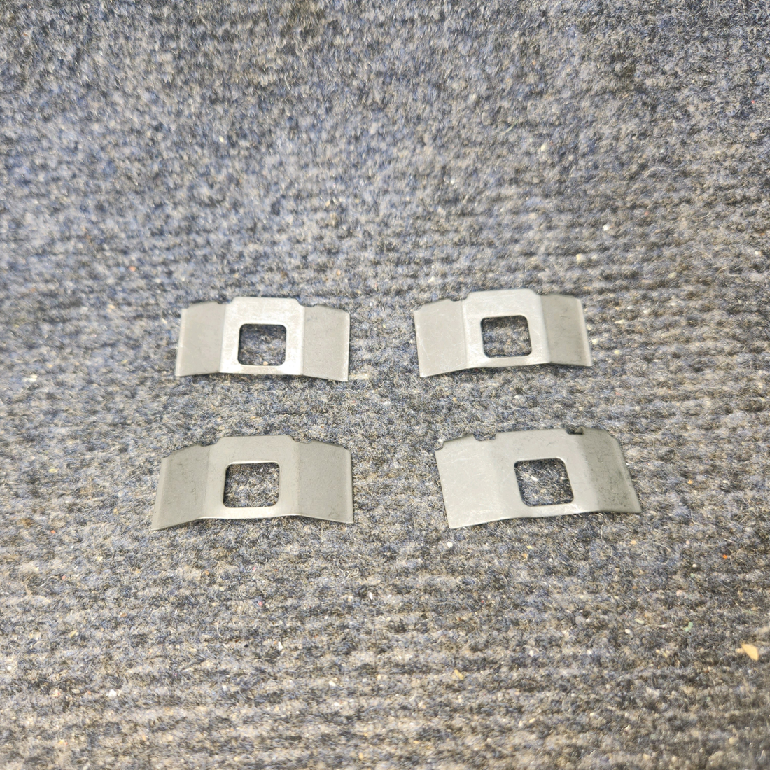 Used aircraft parts for sale, 9520675 Goodyear Cessna 120/140/170/early 172-182 Goodyear Aircraft Brake Clip Set of 4