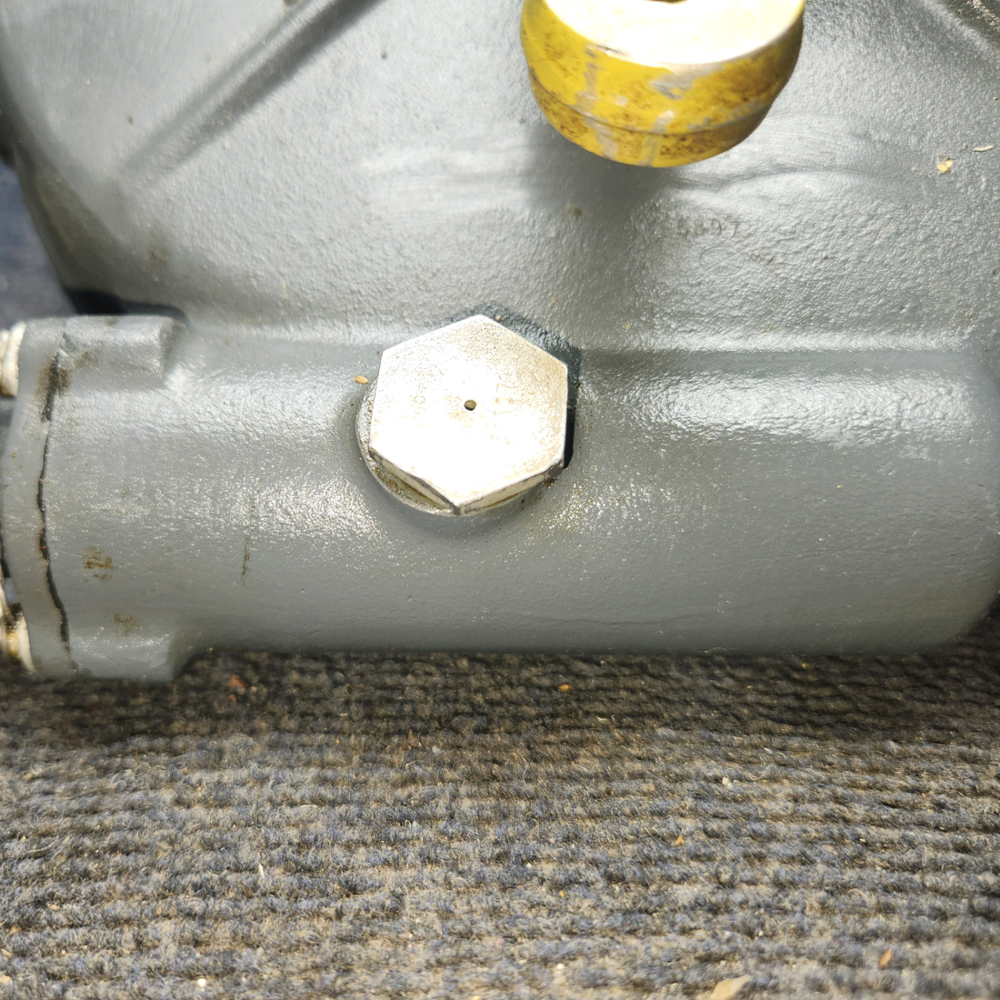 Used aircraft parts for sale, 35-810075-5 Beechcraft 35-33 Landing Gear Actuator Assembly