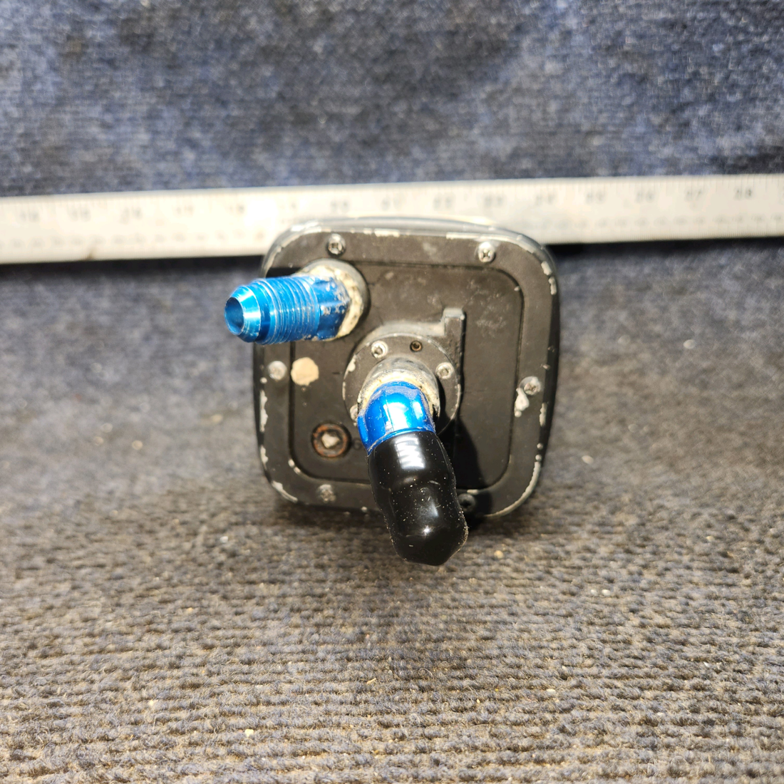 Used aircraft parts for sale, RCA22-7 RC Allen Cessna 172 Horizon GYRO Indicator