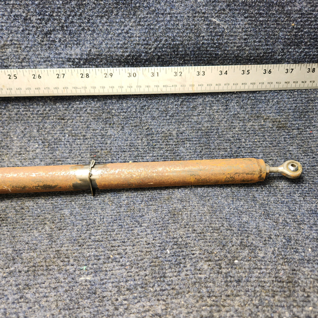 Used aircraft parts for sale, 76425-002 PIPER PA28RT-201 Bungee Assy Nose Wheel R.H